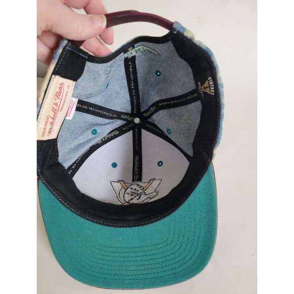 Mighty Ducks NHL Hockey team Mitchell and Feiss Baseball cap hat snap back - Picture 7 of 7